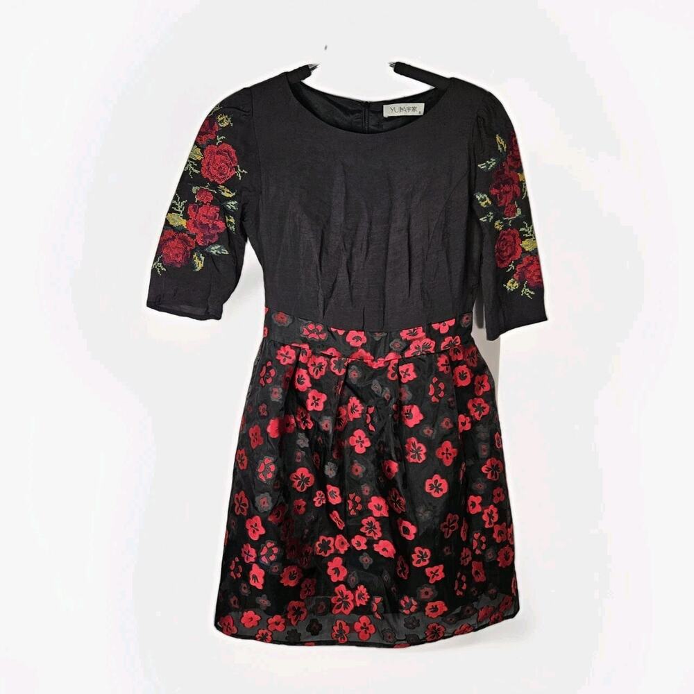 Vtg 90s YUA House Embroidered Mini Dress Black Red Floral Holiday Party Small